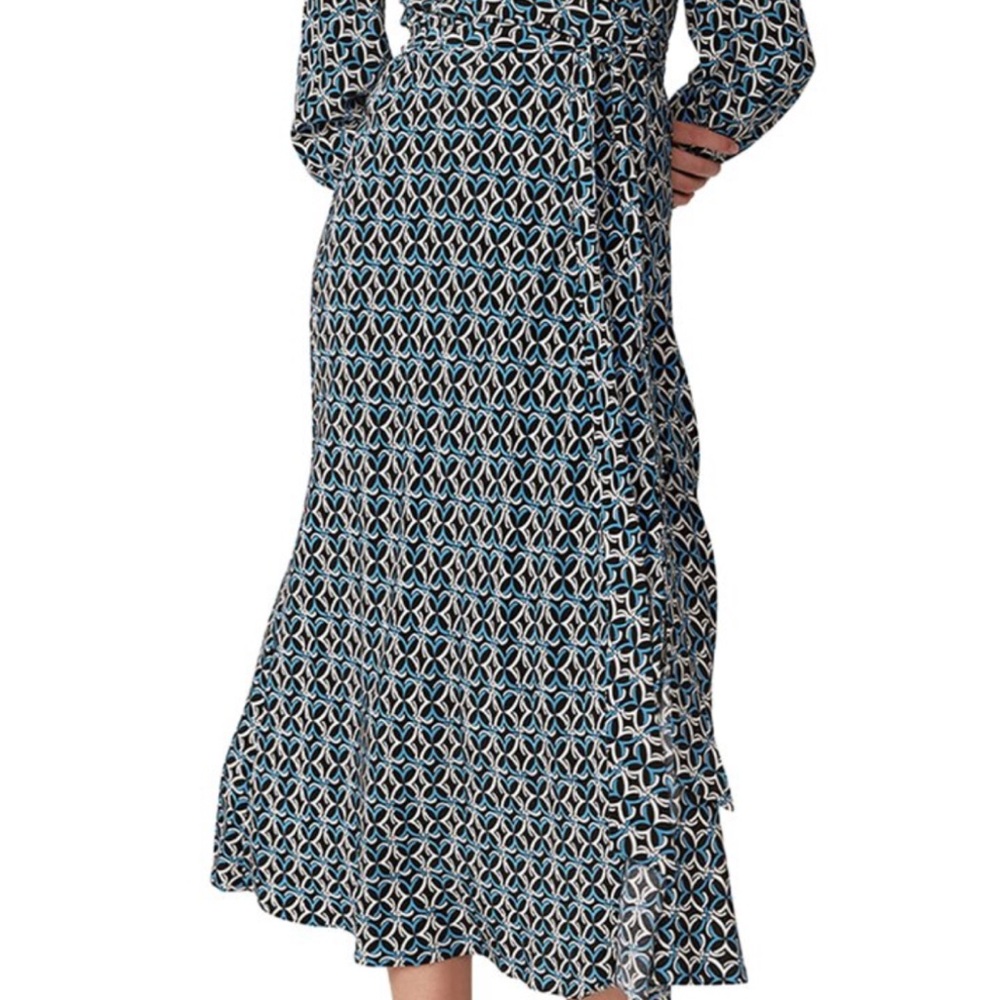 Diane Von Furstenberg Blue and White Patterned Midi Dress